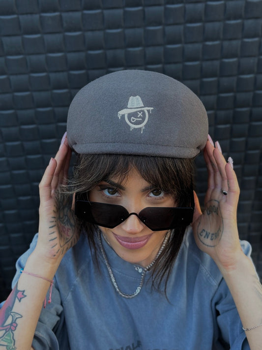 MAD FLAT wool cap in gray