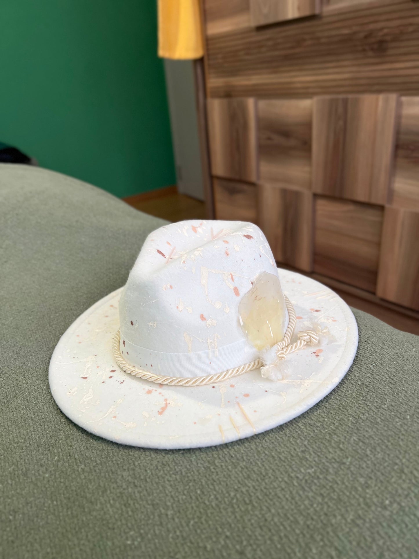 Шапка Федора "White Тenderness" Fedora madhatter