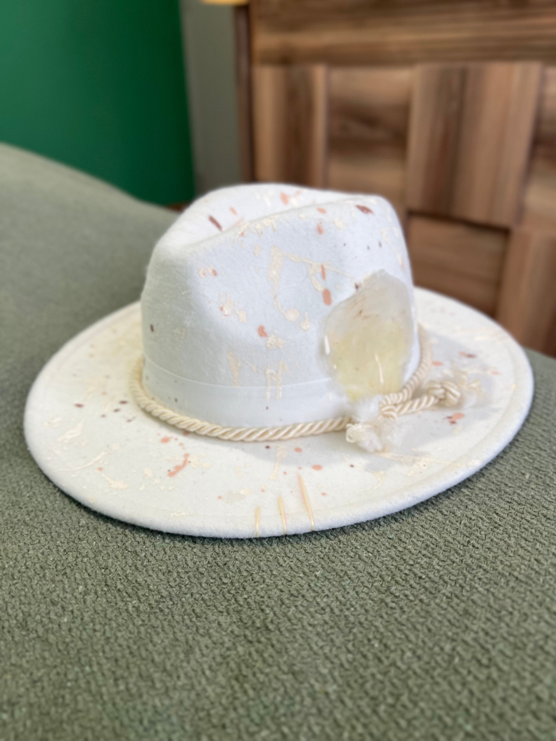 Шапка Федора "White Тenderness" Fedora madhatter