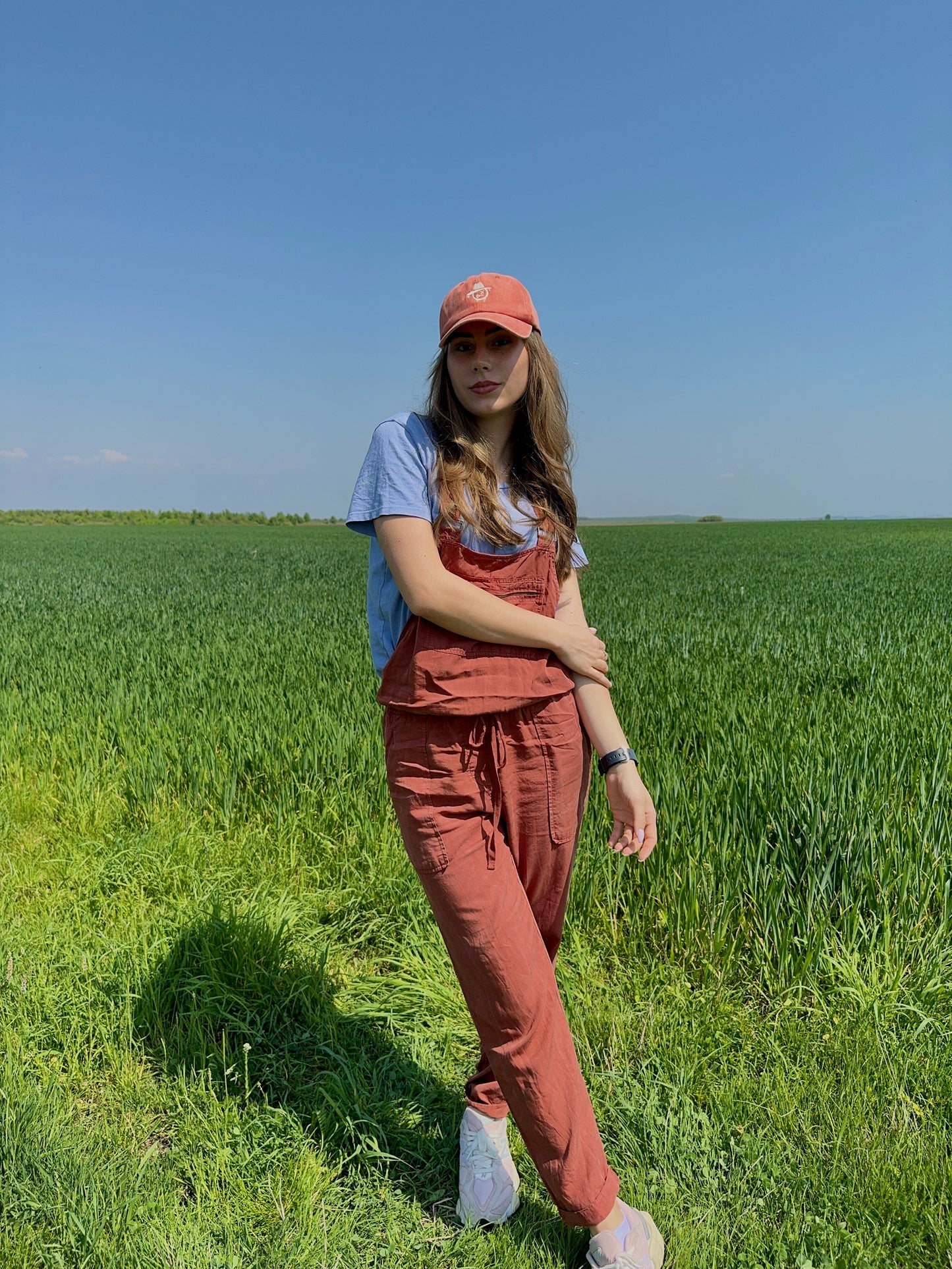 Шапка с Козирка - CORAL MAD CAP Ludata Shapkarka
