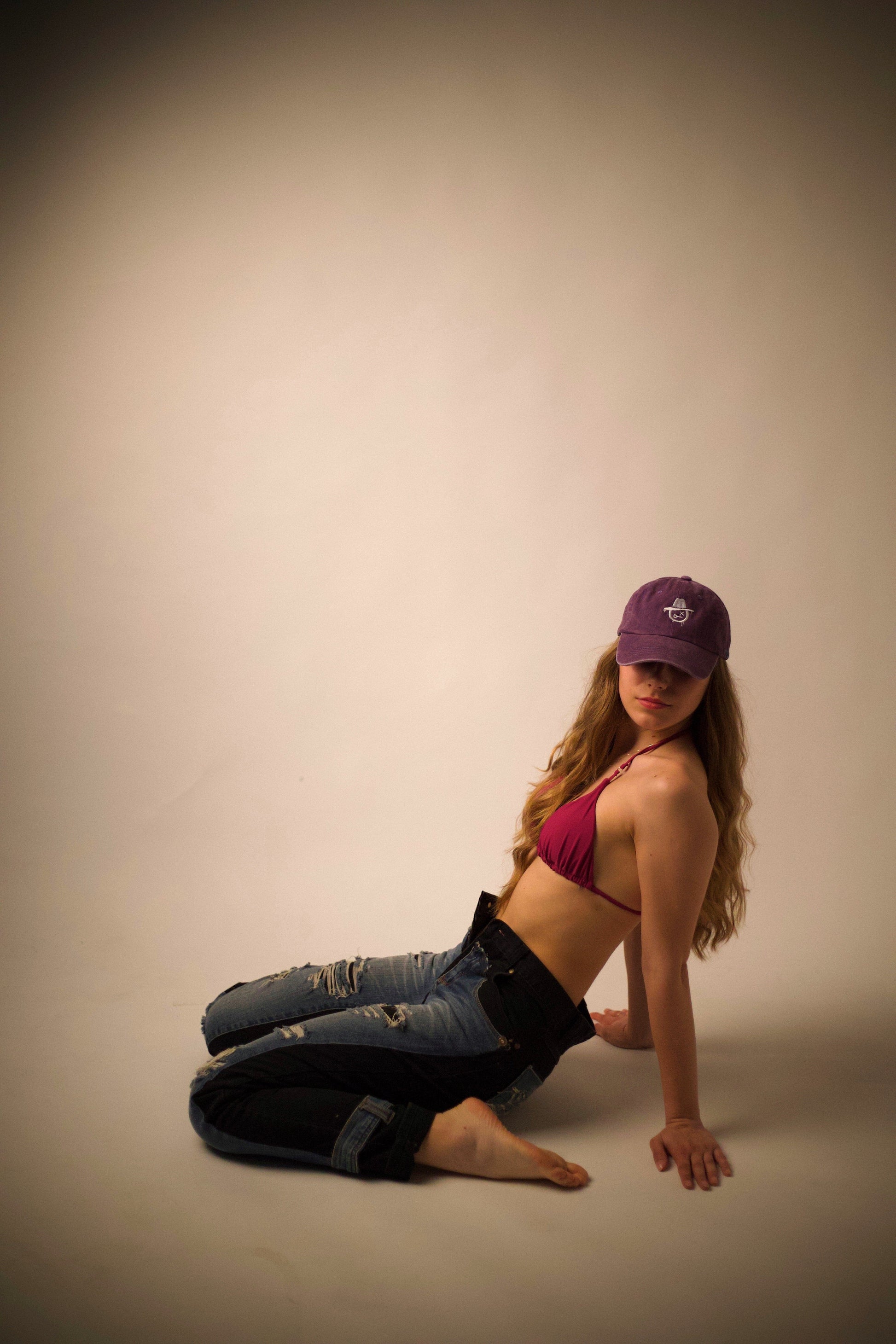 Шапка с Козирка - MAD CAP PURPLE madcap Ludata Shapkarka