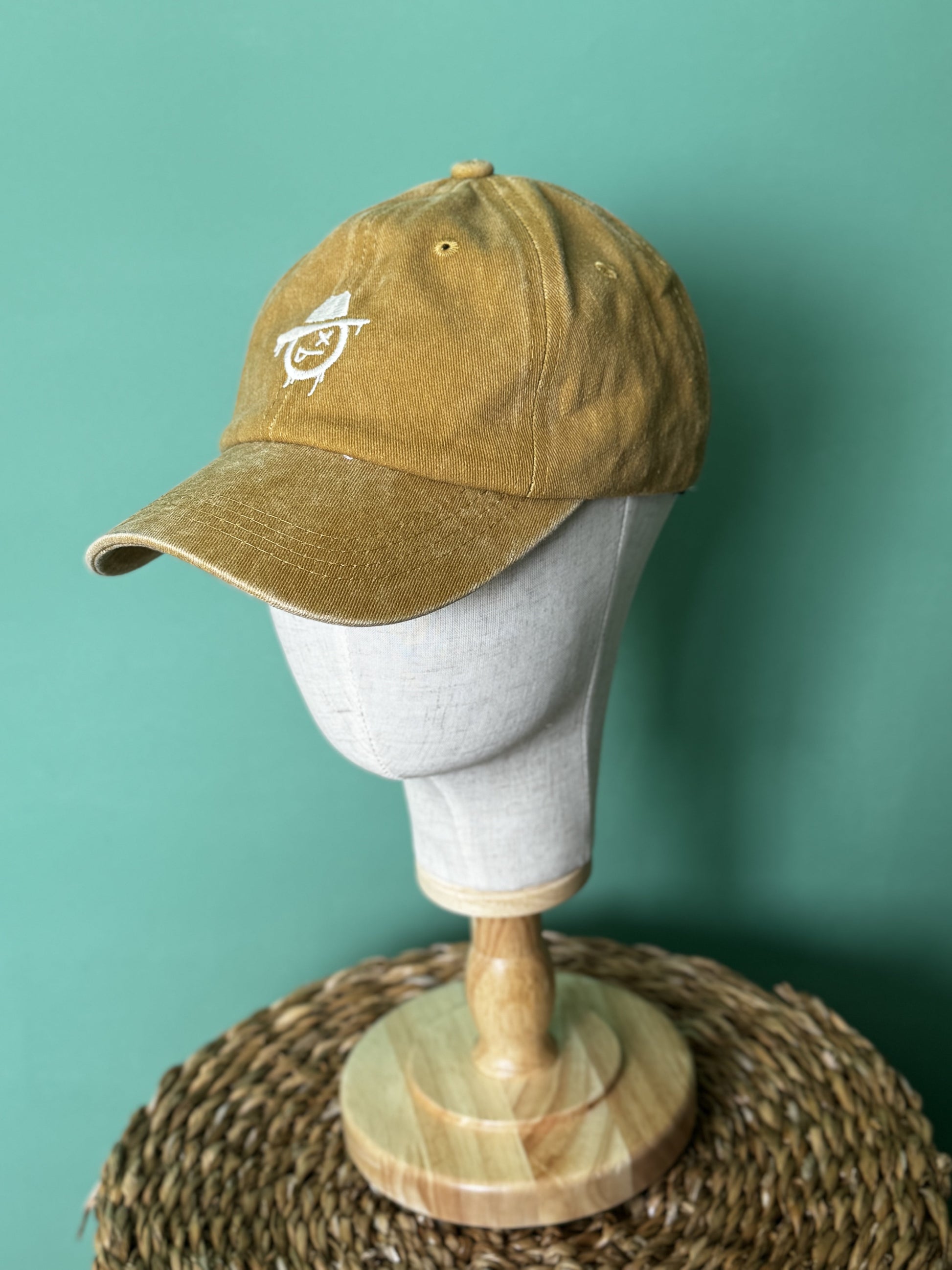Шапка с Козирка - MUSTARD MAD CAP madcap Ludata Shapkarka