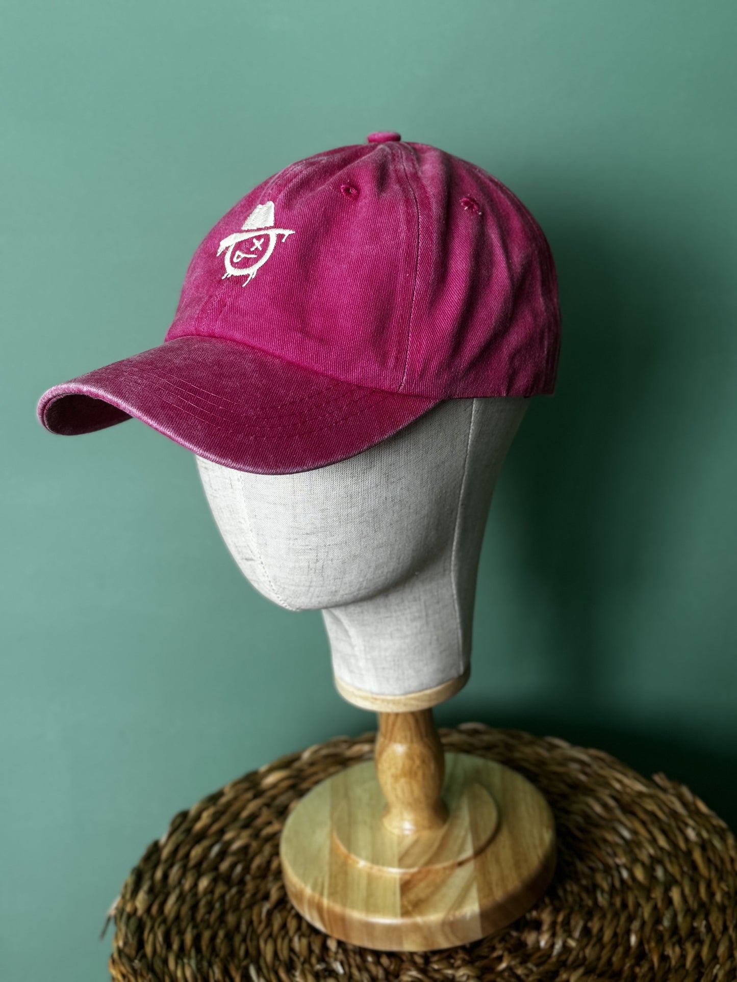 Шапка с Козирка - PINK MAD CAP Ludata Shapkarka