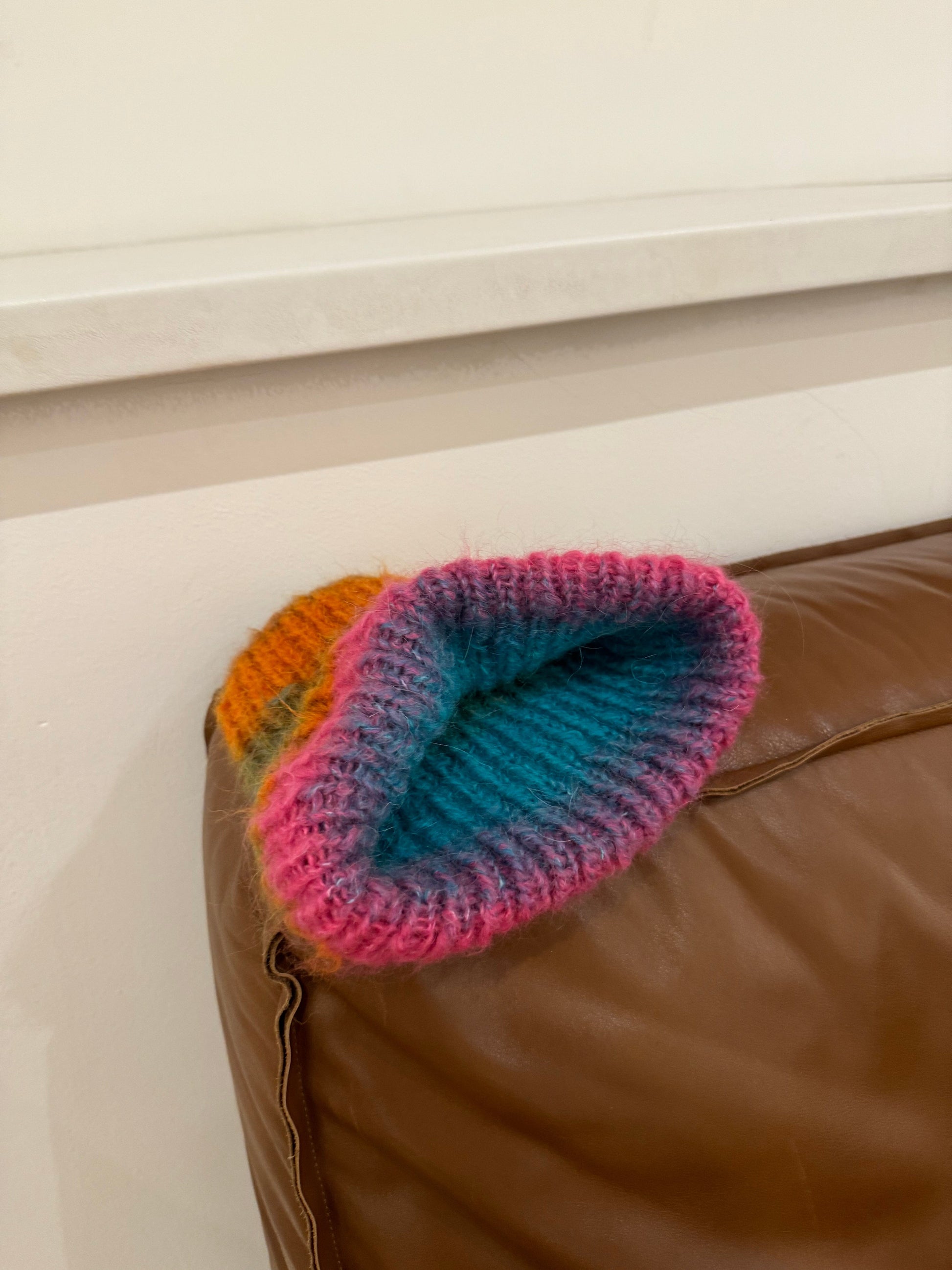 Зимна шапка “Cupcake” winter madhatter