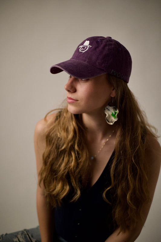 Шапка с Козирка - MAD CAP PURPLE madcap Ludata Shapkarka